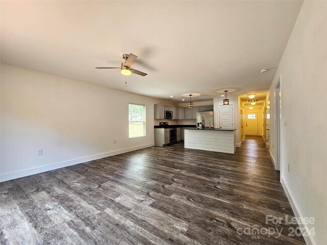 Building Photo - 1384 Casey Creek Rd
