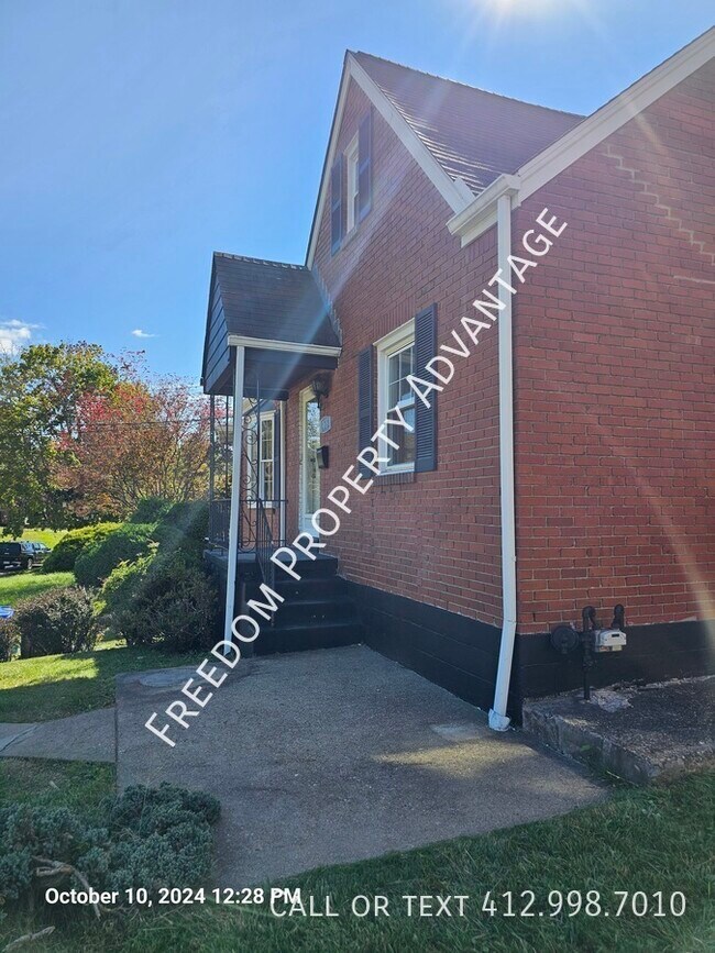 Foto del edificio - 4618 Echo Glen Dr