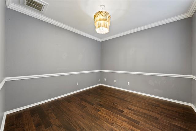 Building Photo - 6401 High Cliff Dr