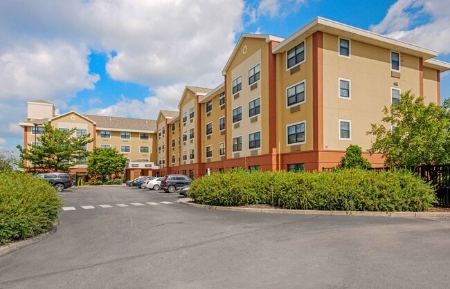 Building Photo - Furnished Studio-Elizabeth - Newark Airport