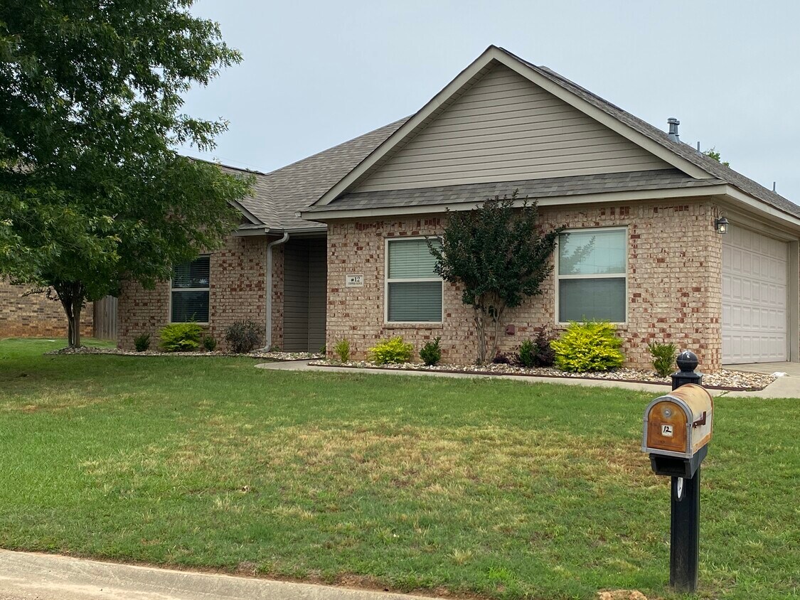 Foto principal - 12 Copper Ridge Rd