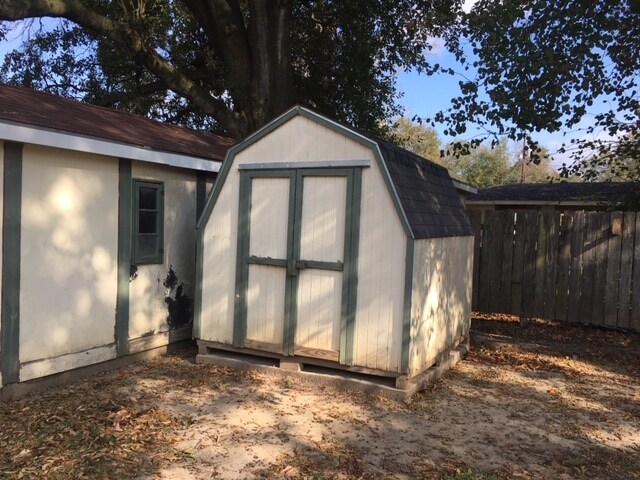 Storage Shed - 203 Gerald Dr