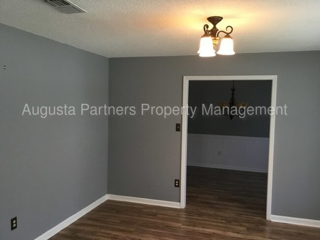 Foto del edificio - Pine Place - Richmond County