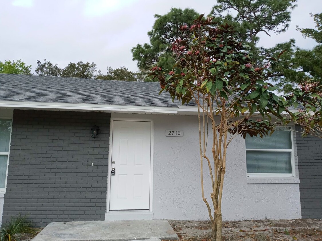 Foto principal - 2/2 Townhome-UCF