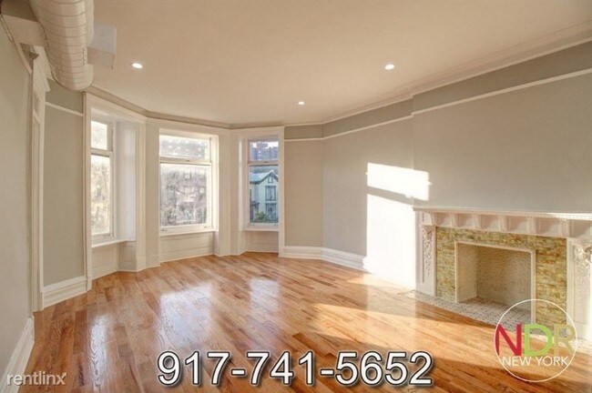 Building Photo - 3 br, 1 bath Apartment - 227 Washington Ave