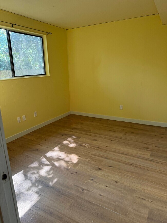 Foto del edificio - 14112 NE 62nd St