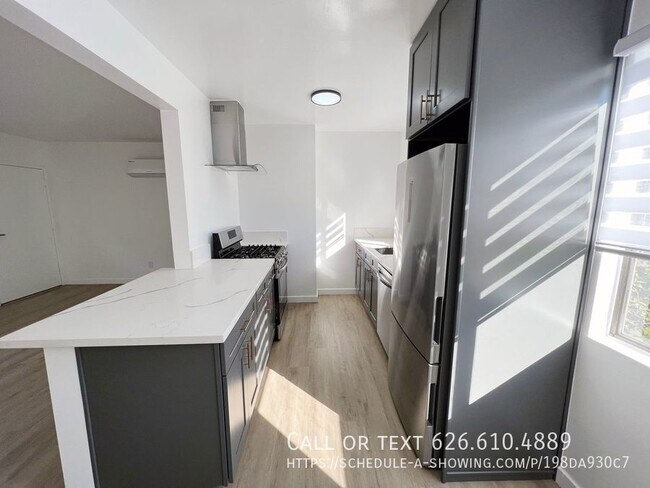 Foto del edificio - **NOW AVAILABLE** 521 E Live Oak, Unit E