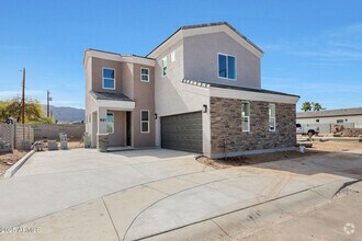 Building Photo - 921 E Desert Ln