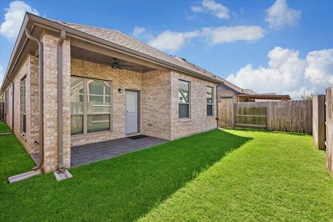 Building Photo - 7043 Coneflower Creek Ct