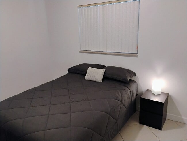 Photo - 13139 SW 4th St House