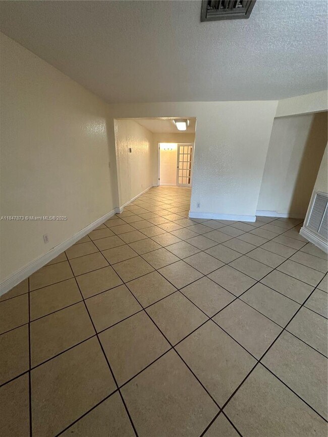Foto del edificio - 4041 SW 50th St