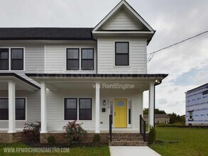 Building Photo - 2218 Perry St