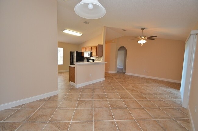 Foto del edificio - 5 Richfield Ln