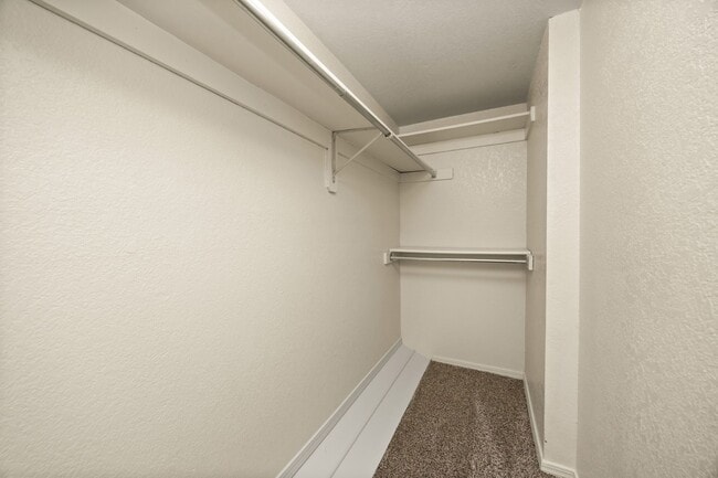 Jordan (Classic) - 2 Bed / 2 Bath - 1,000 Sq.Ft. - Ashley Square