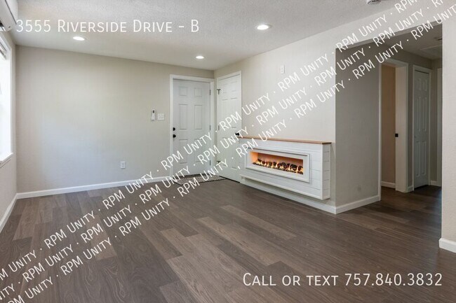 Foto del edificio - 3555 Riverside Dr