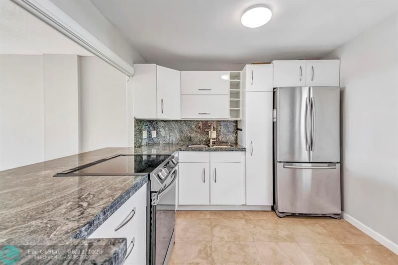Foto principal - 3199 S Ocean Dr