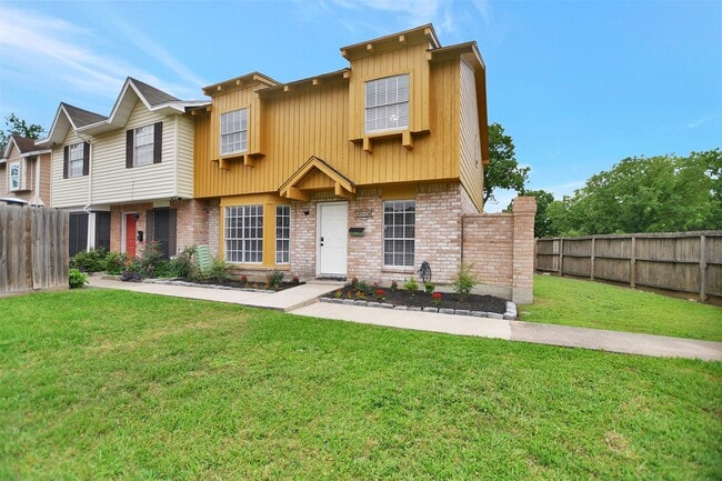 Foto del edificio - 3826 Willow Springs Ln