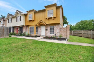 Building Photo - 3826 Willow Springs Ln