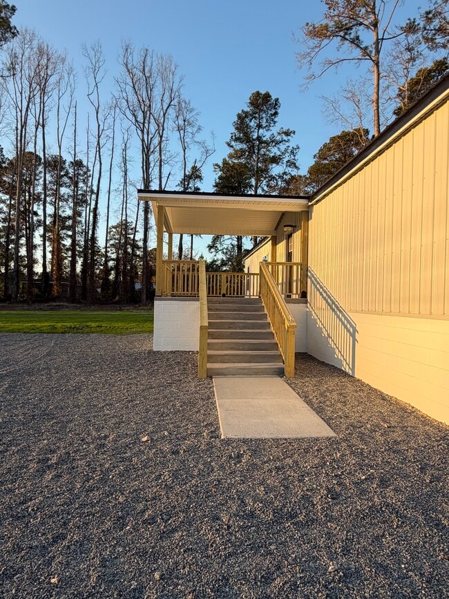 Building Photo - 1406 Flowing Wells Rd