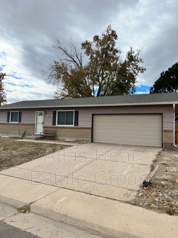 Foto principal - 5563 Baltimore Ct
