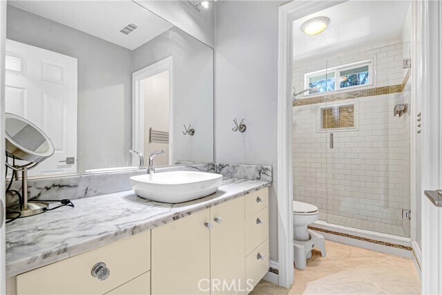 Foto del edificio - 1530 Crestar Ct