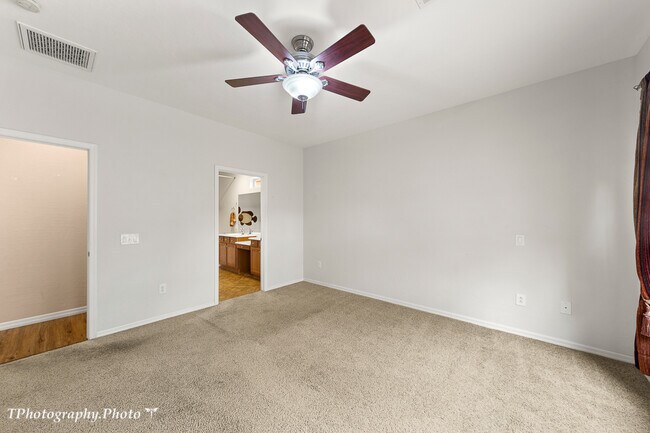 Building Photo - 1285 Sentinel Rdg
