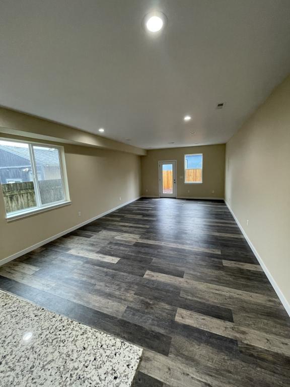 Foto del edificio - 441 NE Denver St