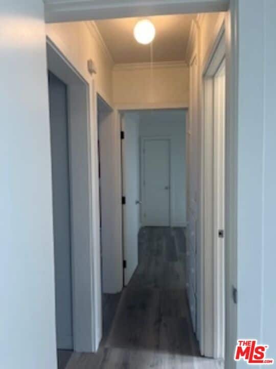 Foto del edificio - 5865 Denker Ave