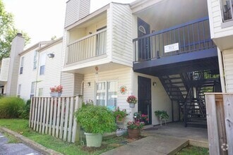 Building Photo - Annies Townhomes- FREE month!