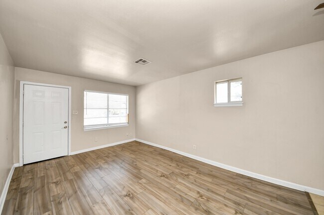 Foto del edificio - 1320 Griffin St