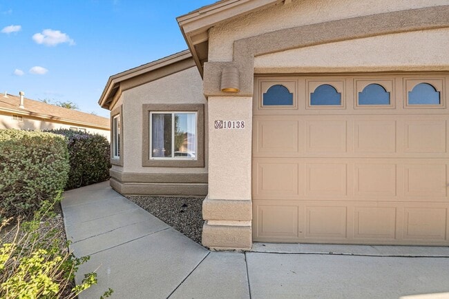 Building Photo - 4 Bedroom Home In Award Winning Vail Schoo...