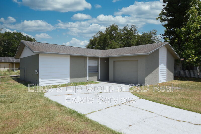 Foto principal - 1212 Waterview Blvd W