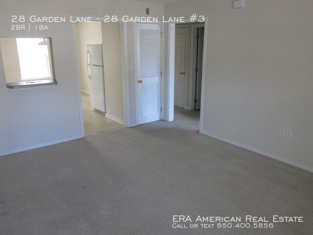 Foto del edificio - 28 Garden Ln