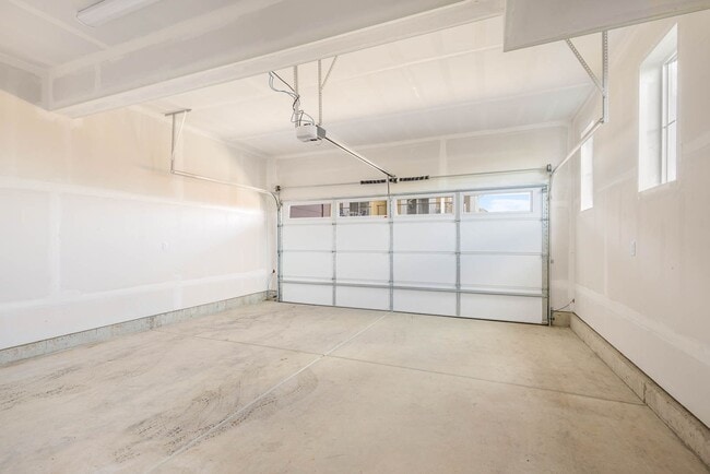 Photo - 19340 NE 69th Cir Townhome