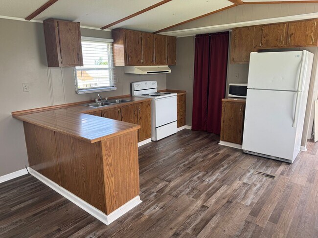 Foto del edificio - 2 Bedroom 1 Bath Mobile Home located in Gr...