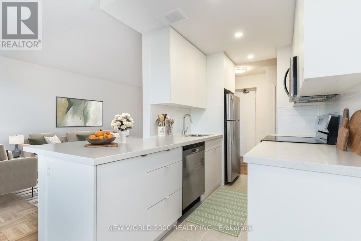 Photo principale - 1220 Bayview Ave
