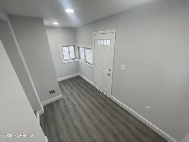 Foto del edificio - 405 Myrtle Ave
