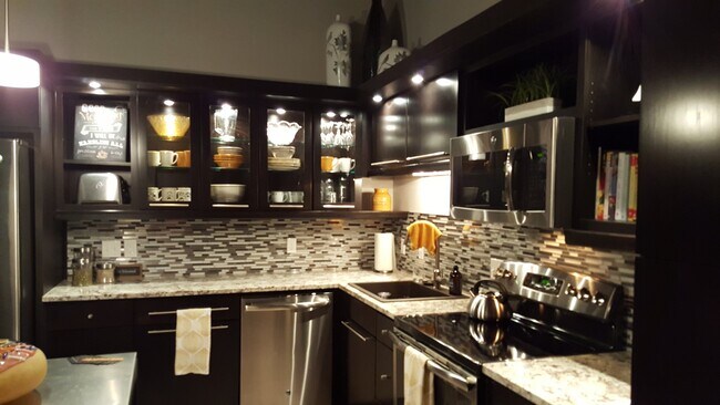 Foto del edificio - 407 W Washington St