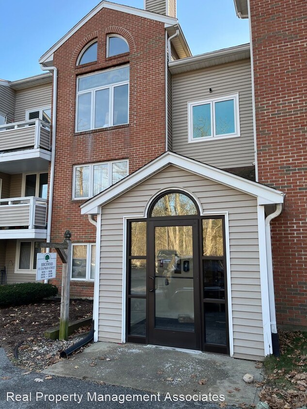 10 Chapman St, Weymouth, MA 02189 House Rental in Weymouth, MA