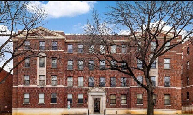 Foto del edificio - 66 New York Ave NW