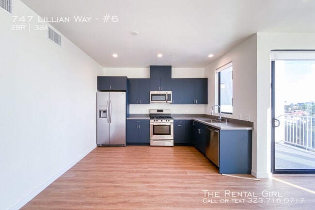 Building Photo - 747 Lillian Way