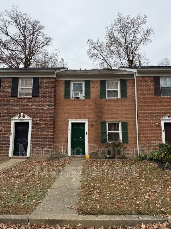 Building Photo - 4 Manchester Ct