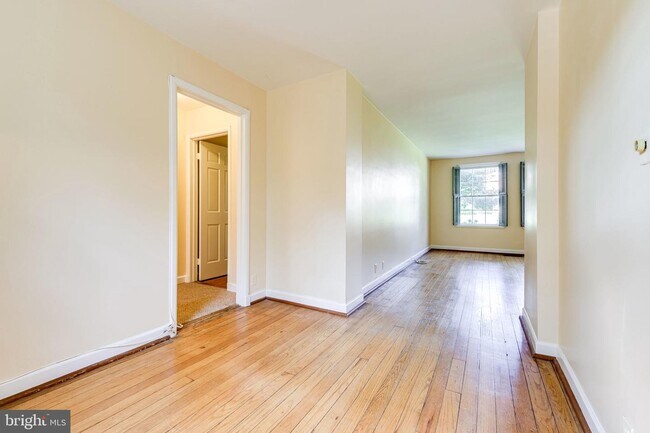Foto del edificio - 3369 S Stafford St
