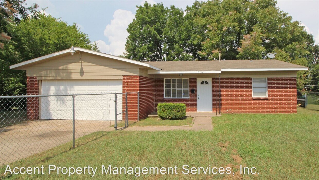 1555 E 48th Pl N, Tulsa, OK 74126 House for Rent in Tulsa, OK