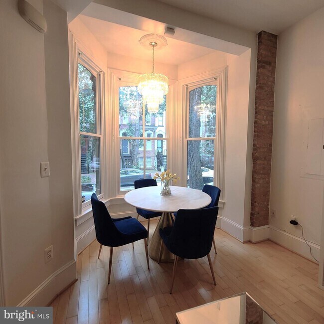 Foto del edificio - 1447 Swann St NW