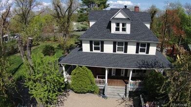 Building Photo - 234 Manor Blvd