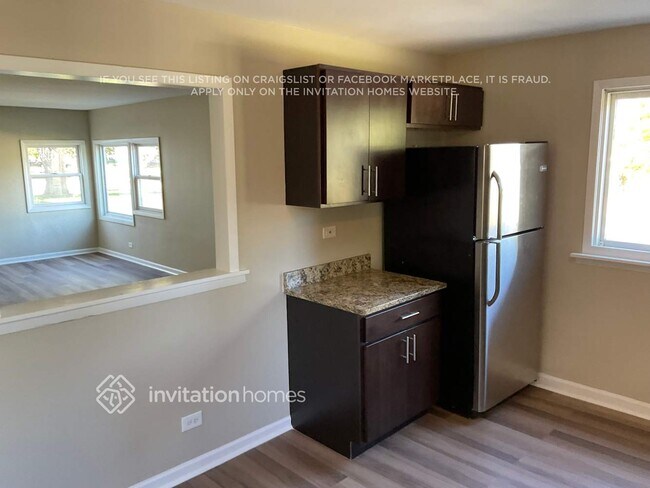 Foto del edificio - 715 E Le Moyne Ave