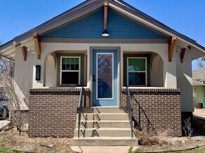 Building Photo - 639 S Loomis Ave
