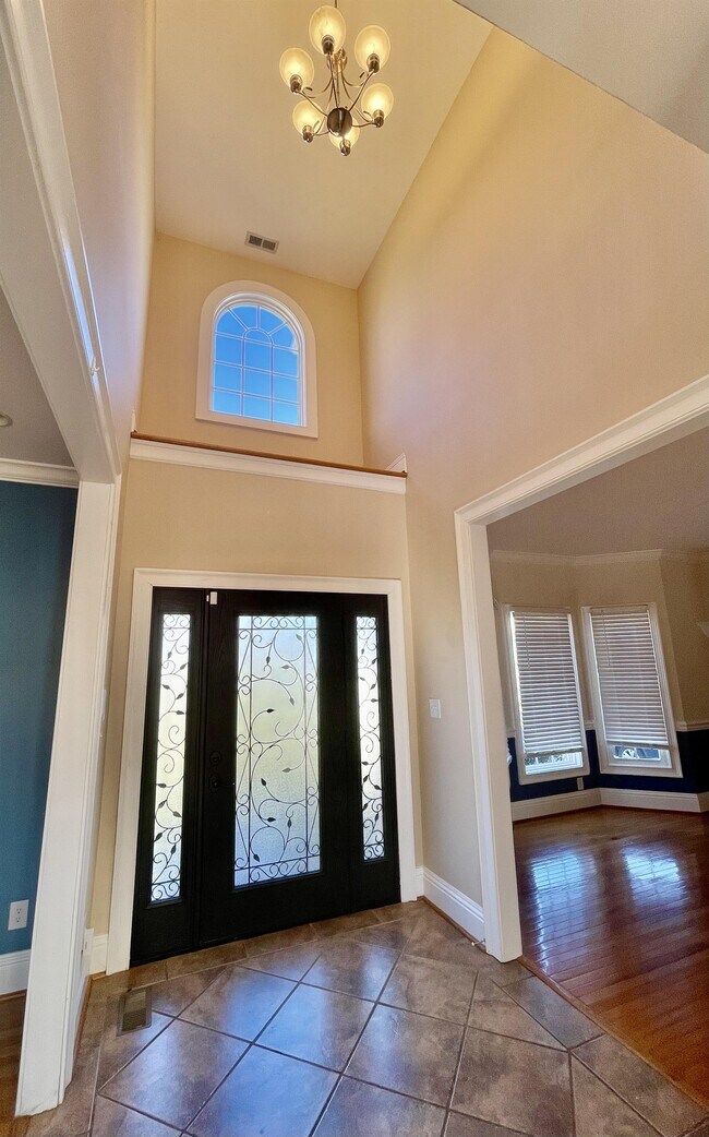 Building Photo - 1040 Hooper Woods Dr