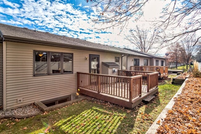 Building Photo - 3309 Polaris Dr